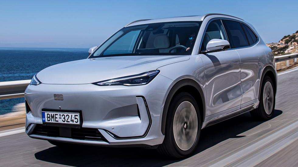 Ελλάδα: Σε νέα, χαμηλότερη τιμή το Geely ΕΧ5